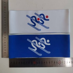 Funktionsstirnbänder mit Logo bedrucken als Werbeartike...
